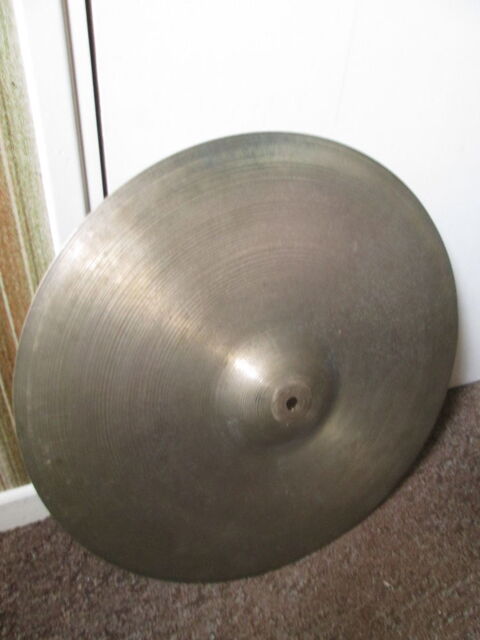 Cymbale Avenis ZILGJIAN 21  plus pied 200 Castres (81)