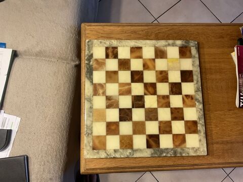 Plateau jeu �chec marbre remise Vaulx en velin 30 Vaulx-en-Velin (69)