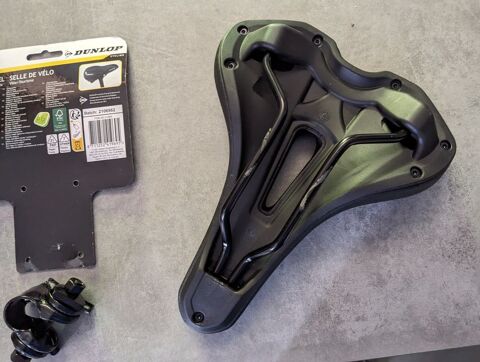selle de v�lo neuve jamais utilis�e avec une fixation de 20/ 15 Marseille 13 (13)