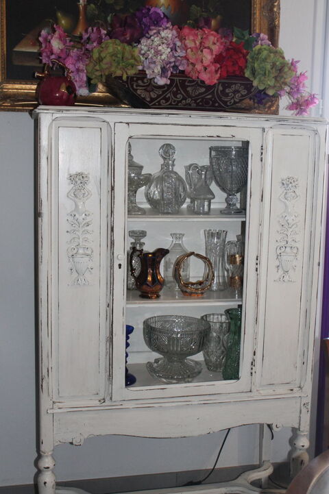 BEAU MEUBLE EN BOIS 180 Cahors (46)