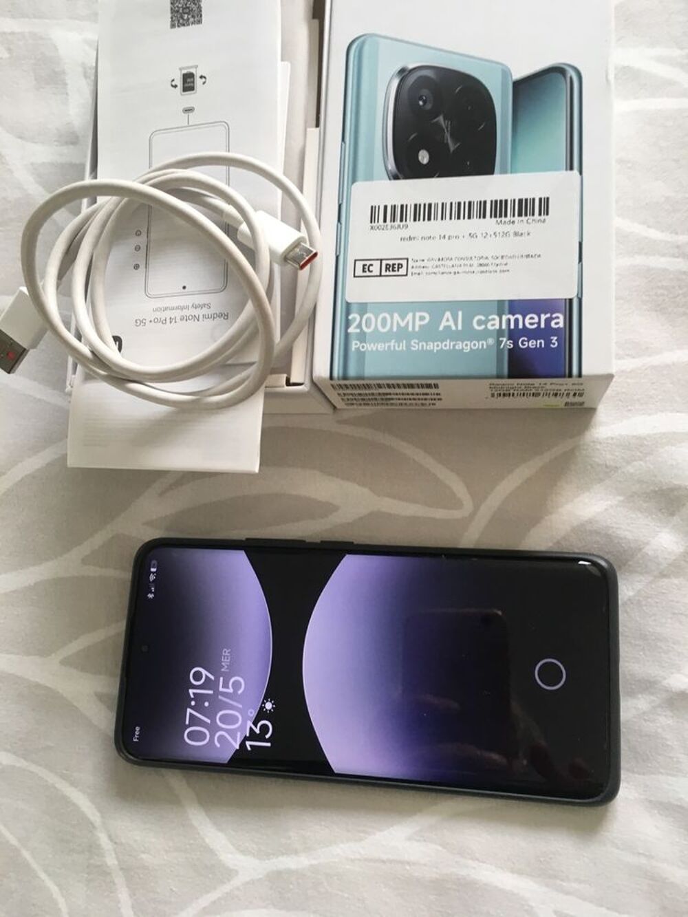 SMARTPHONE XIAOMI REDMI NOTE PRO 14 5G 12 Go 512 Go
Téléphones et tablettes