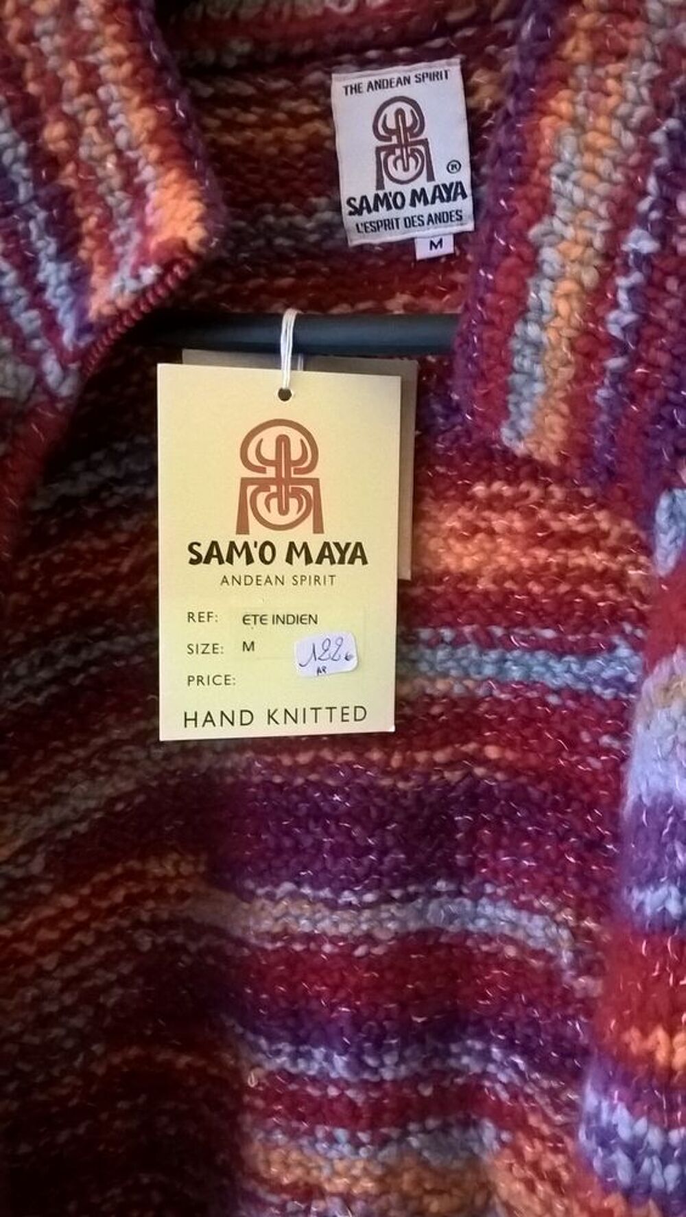 Veste laine tricot&eacute;e main Vêtements