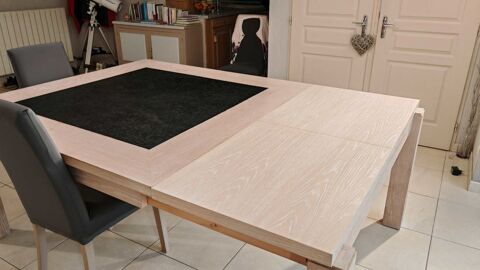 table en ch�ne massif 1 Mauvezin-sur-Gupie (47)