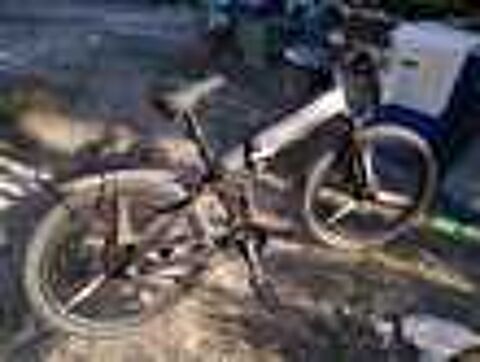VTT &eacute;lectrique 800W Vlos