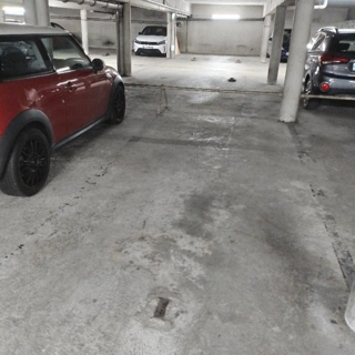  Parking / Garage à louer 9 m²
