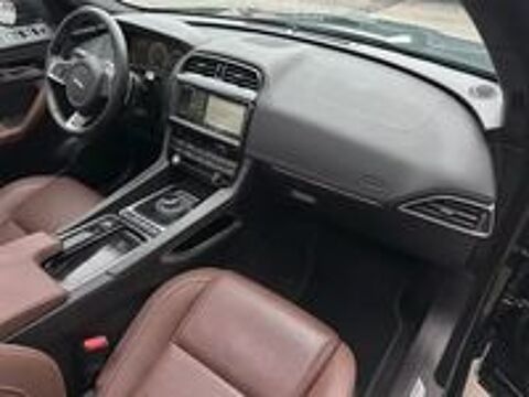 F-PACE F-Pace V6 3.0 D - 300 ch AWD BVA8 R-Sport 2017 occasion 59310 Auchy-lez-Orchies