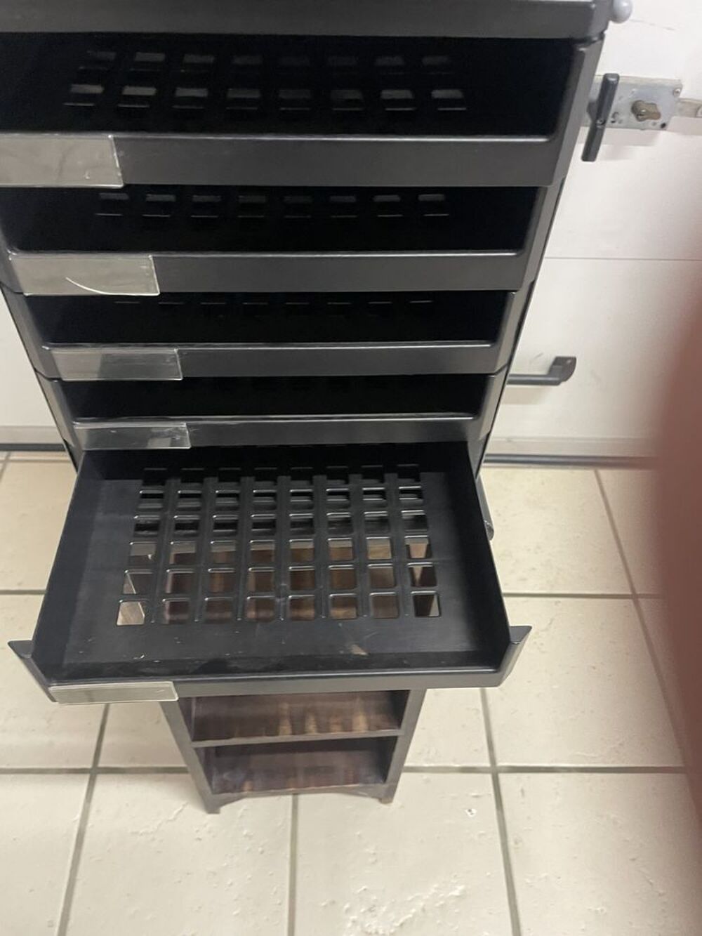 Equipement de bureau Meubles