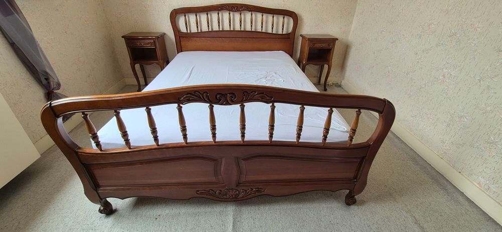 Chambre &agrave; coucher compl&egrave;te Meubles