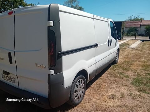 Renault Trafic TRAFIC CA L2H1 1200 KG 1.9 DCI 80 GENERIQUE 2004 occasion Villiers-Saint-Beno&icirc;t 89130