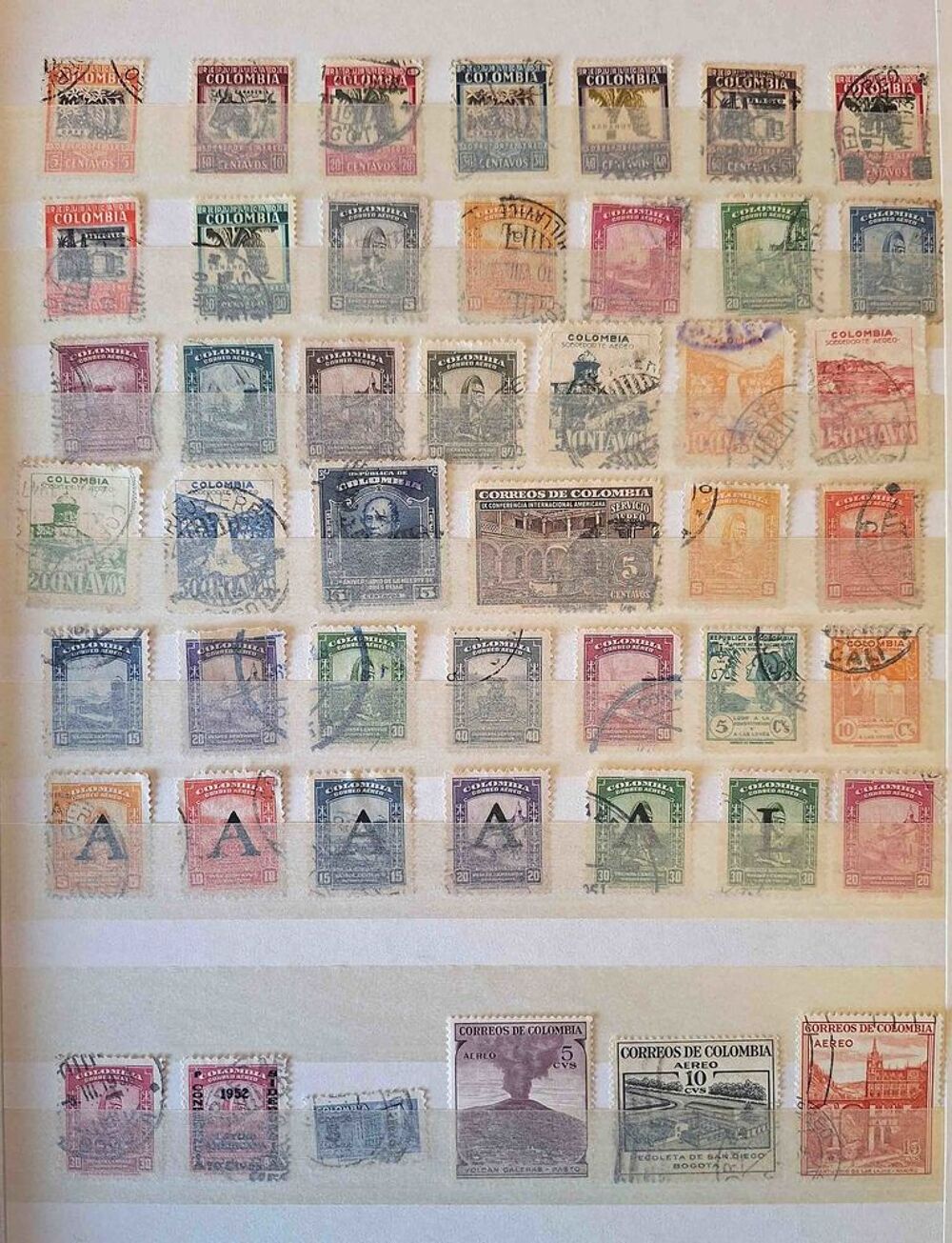 S&eacute;rie de timbres de collection de Colombie 