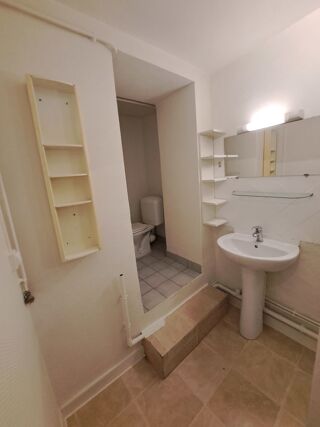  Appartement à louer 2 pièces 41 m²