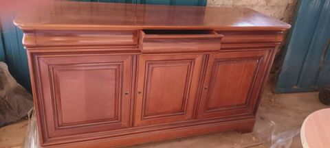 VIDE GRANGE A CHISSEY-L�S-M�CON, Vendredi 10 avril. 1 Chissey-l�s-M�con (71)