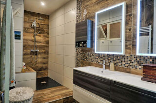  Appartement  vendre 6 pices 149 m