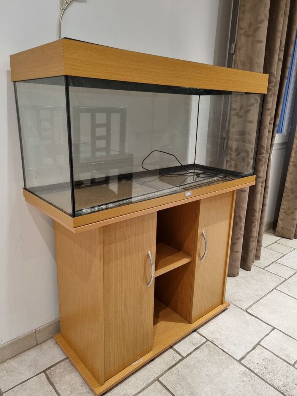 AQUARIUM. Meubles