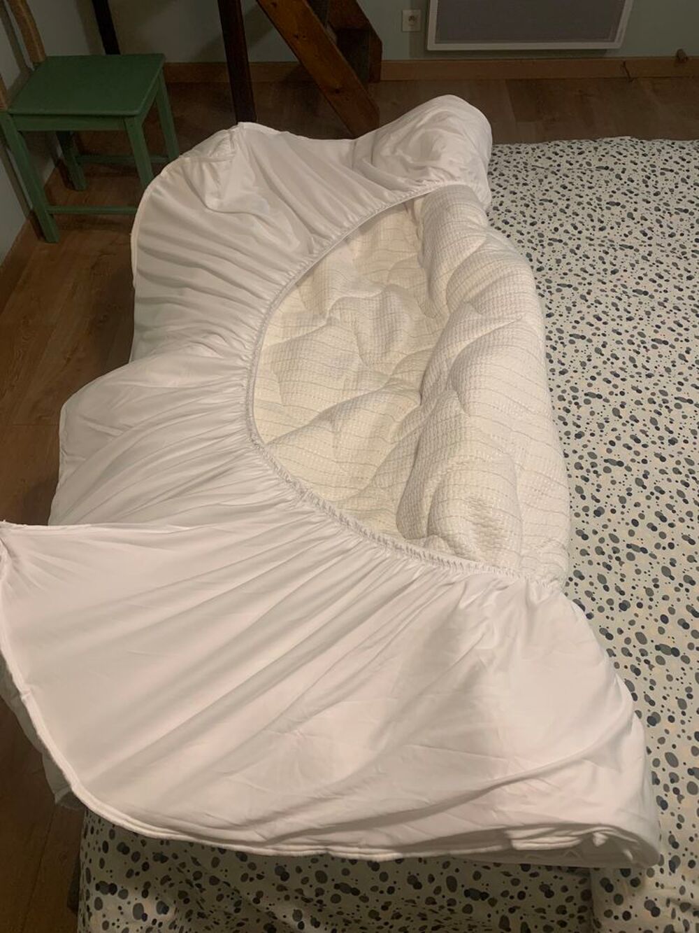 SURMATELAS NEUF 160/200 Décoration