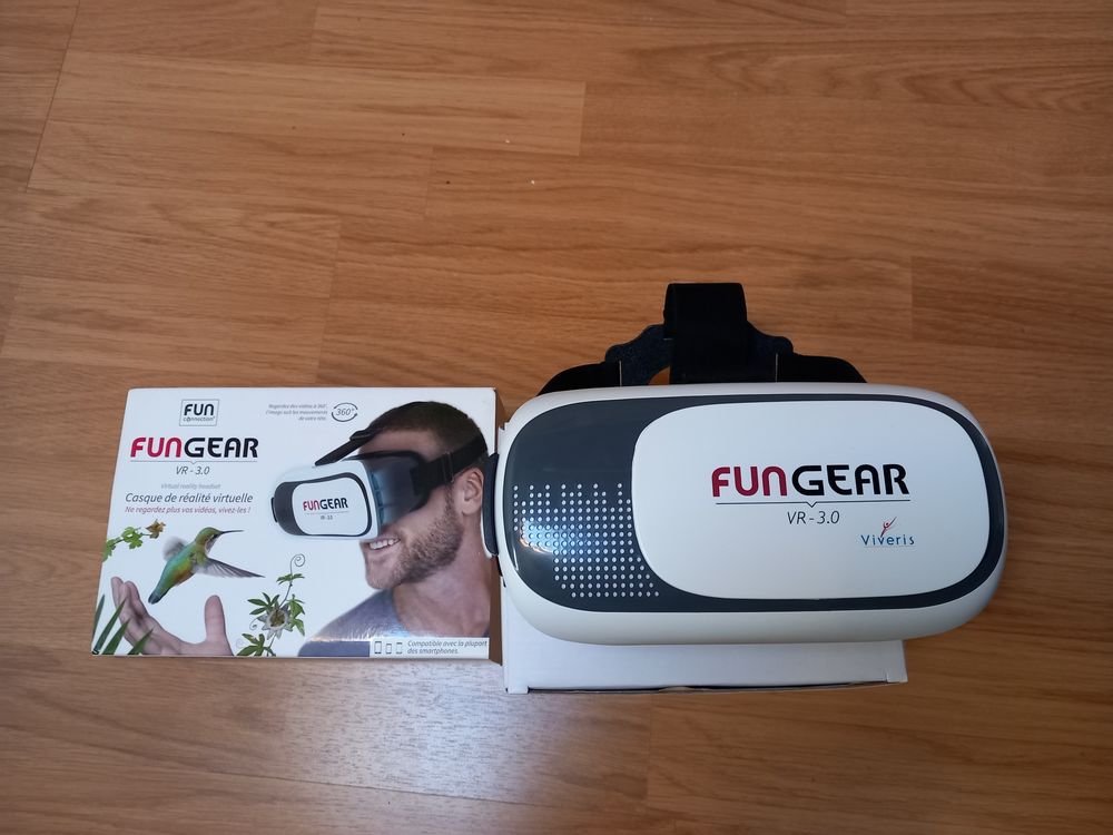 Casque de r&eacute;alit&eacute; virtuelle Fun Gear VR 3.0 Téléphones et tablettes