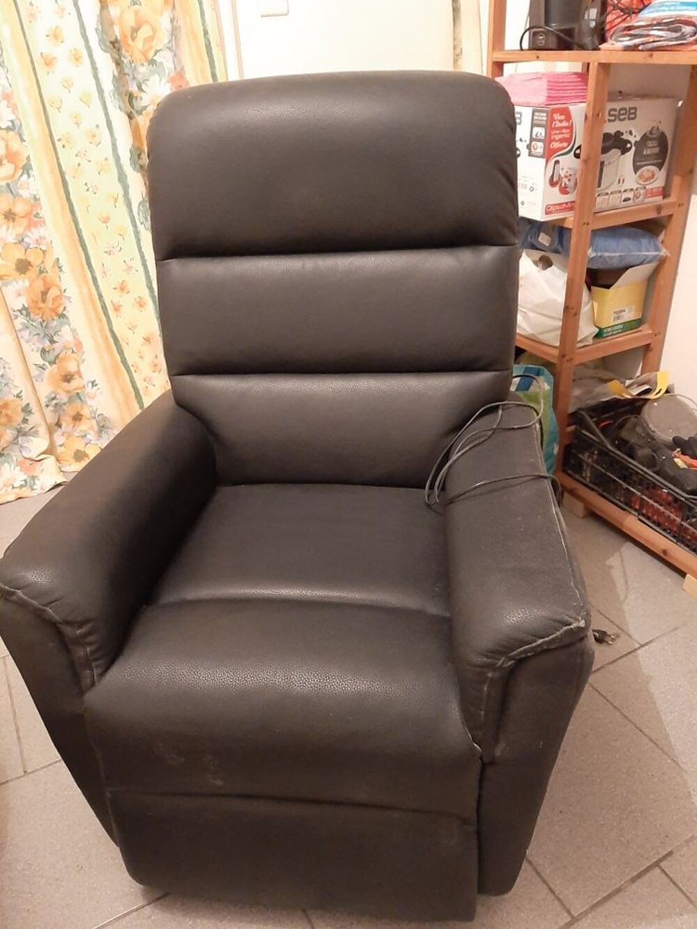 fauteuil &eacute;lectrique Meubles