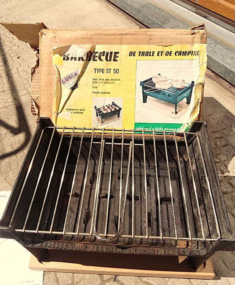 Barbecue de table vintage Cuisine