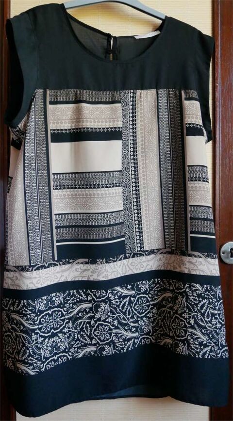 robe courte  noire beige 15 Saint-Germain-du-Plain (71)