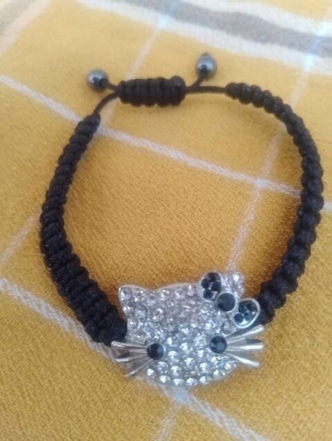 Bracelet Fantaisie  Cordon Ajustable avec Tte de Chat 5 La Fert-Alais (91)