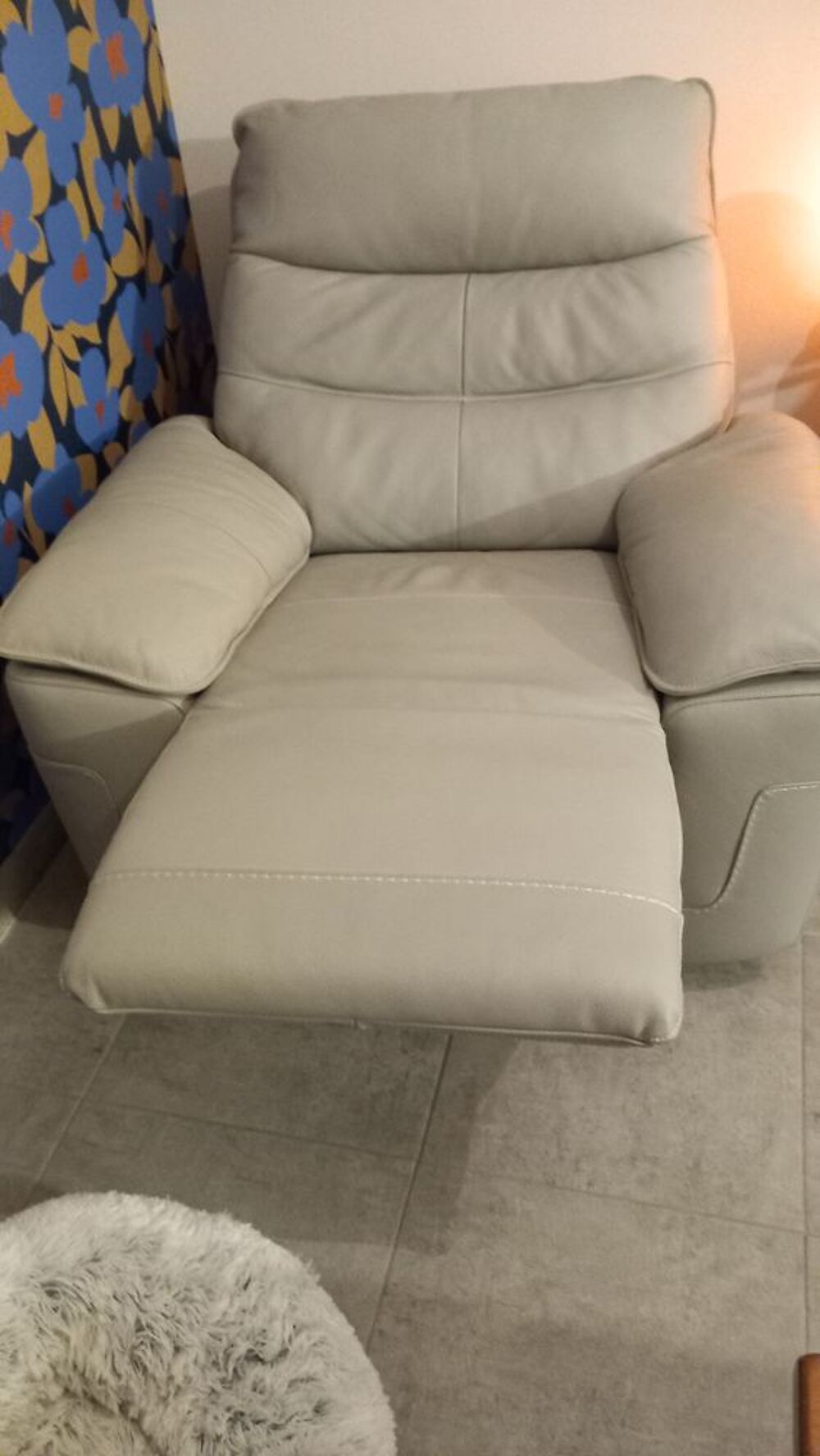 canap&eacute; cuir relaxant &eacute;lectrique plus fauteuil Meubles