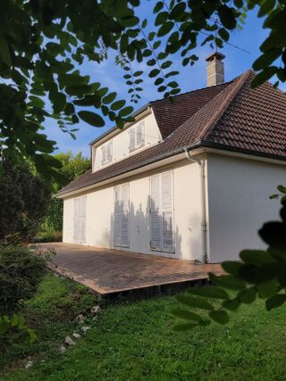  Maison � vendre 8 pi�ces 140 m�