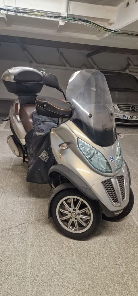 Scooter PIAGGIO 2013 occasion Vincennes 94300