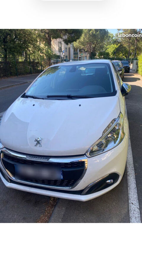 Peugeot 208 1.2 PureTech 110ch S&S BVM5 Allure