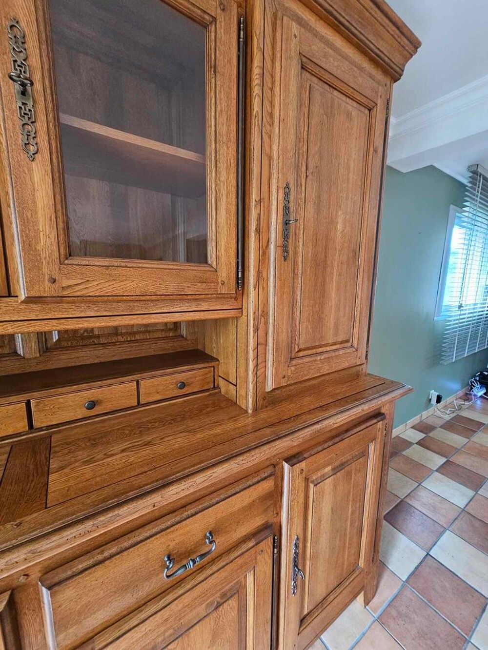 Meuble salle &agrave; manger en ch&ecirc;ne massif Meubles