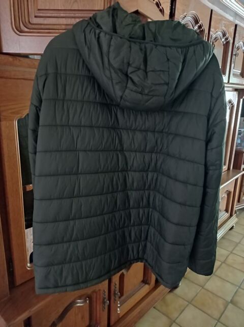 Manteau femme  20 Saint-Martin-sur-le-Pr� (51)