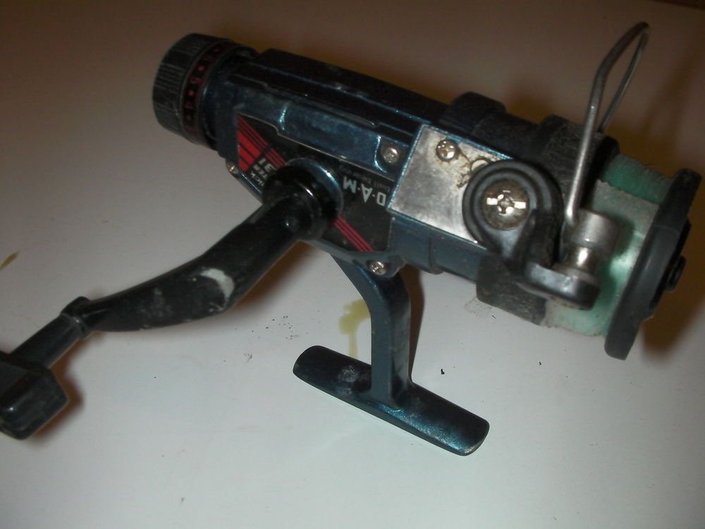  D&eacute;tails sur MOULINET LANCER LEGER " D.A.M FIGTHER31". Sports