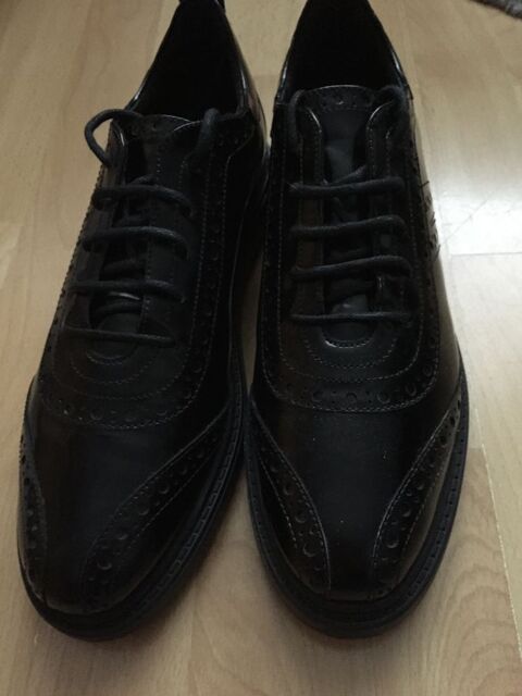 chaussures femmes noires Geox 30 Nevers (58)