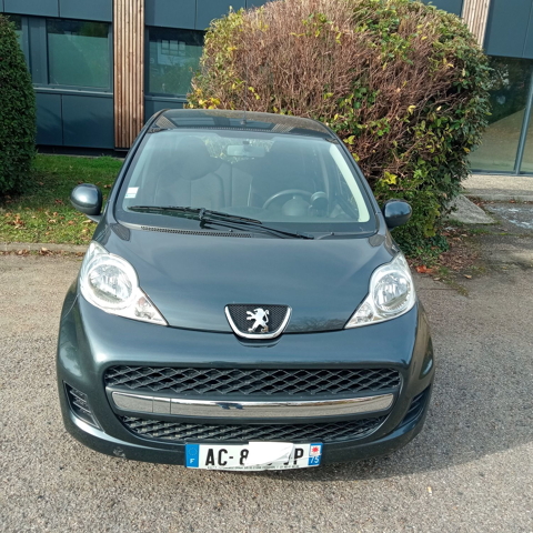Peugeot 107 1.0e 12V 68ch BLUE LION 2-Tronic Trendy 2009 occasion Louvres 95380
