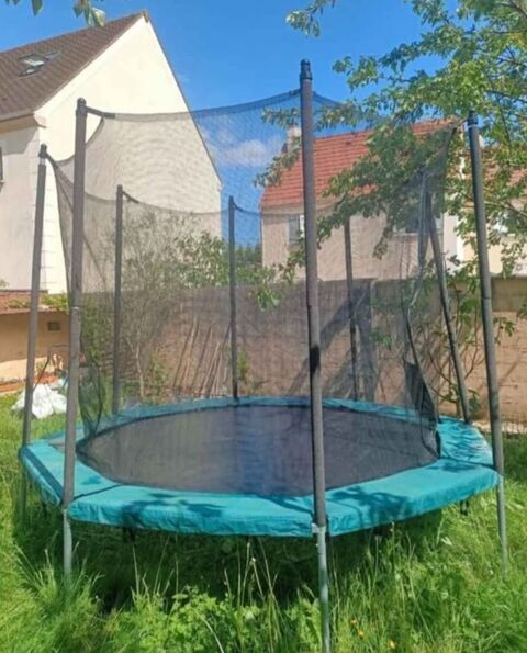 Trampoline Ollainville (91)