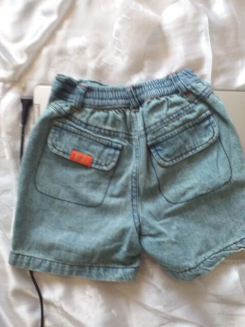 GILET FILLE TAILLE 12 MOIS 1 Chaumont (52)