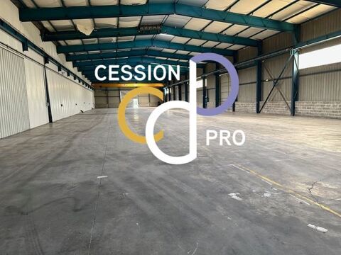 LOCATION D'UN HANGAR DE 1 700 M2 + 800 M2 DE PARKING EN ZONE D'ACTIVITE PROCHE SAINT-REMY-DE-PROVENC 10200 13210 St remy de provence