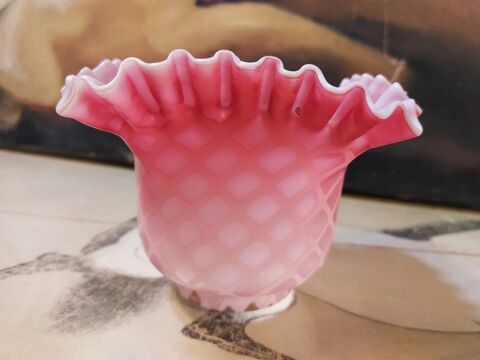 Tulipe Verre Lampe à Pétrole Rose Clichy Baccarat 120 Loches (37)