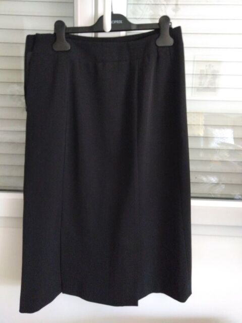 Jupe noire 18 Mont�limar (26)