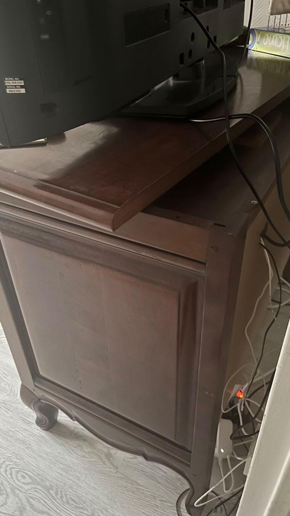 Meuble t&eacute;l&eacute; Meubles