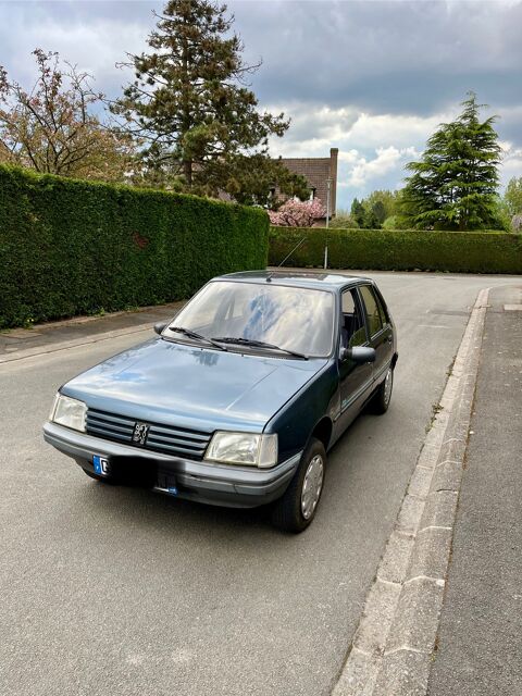 Peugeot 205 1.7 D Sacré Numéro 1995 occasion Halluin 59250