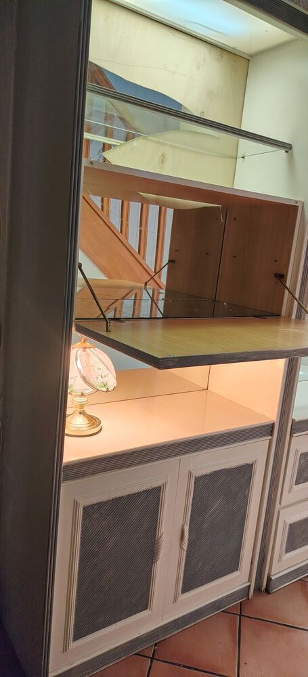 MEUBLE DE SALON EN BOIS EN 2 PARTIES QUI S'ASSEMBLE Meubles