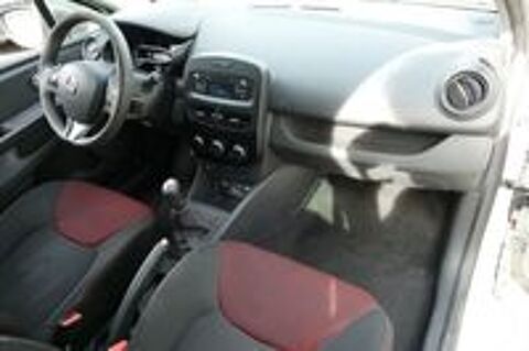 Clio IV CLIO IV SOCIETE DCI 90 ENERGY ECO2 AIR 82G 2015 occasion 13600 La Ciotat