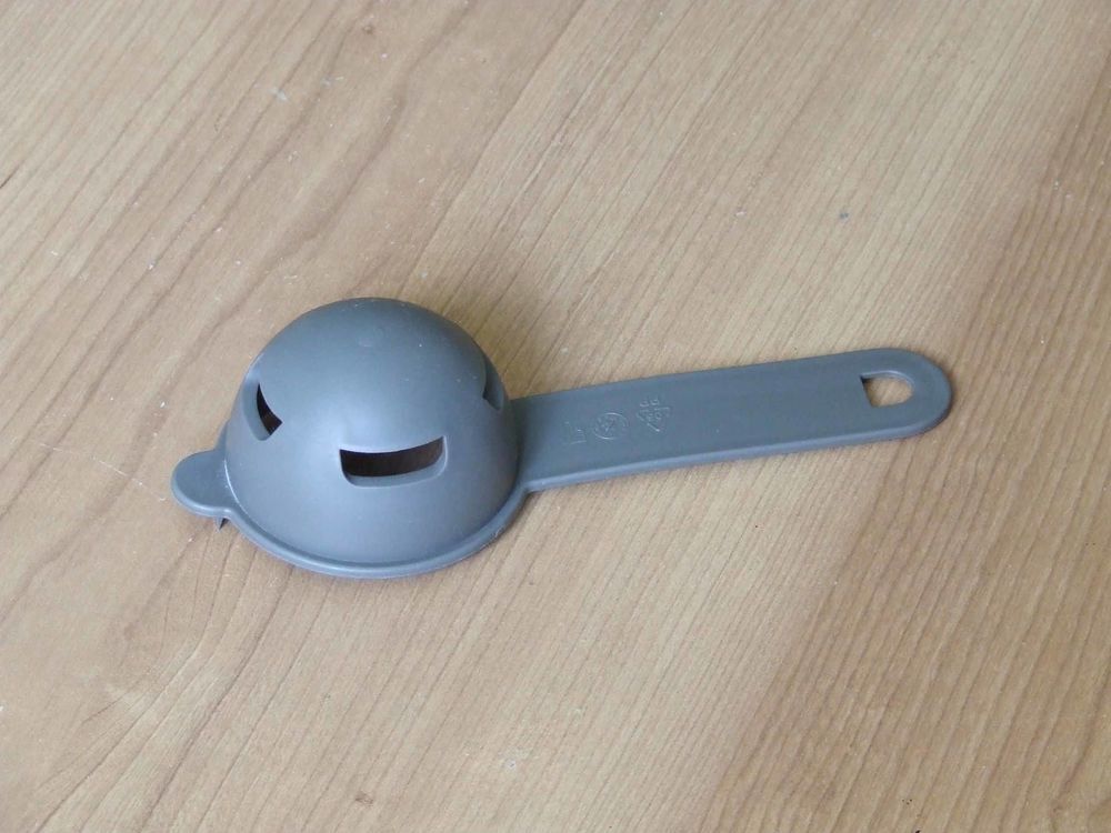 S&eacute;parateur &eacute;gouttoir &agrave; ?uf, NEUF Cuisine