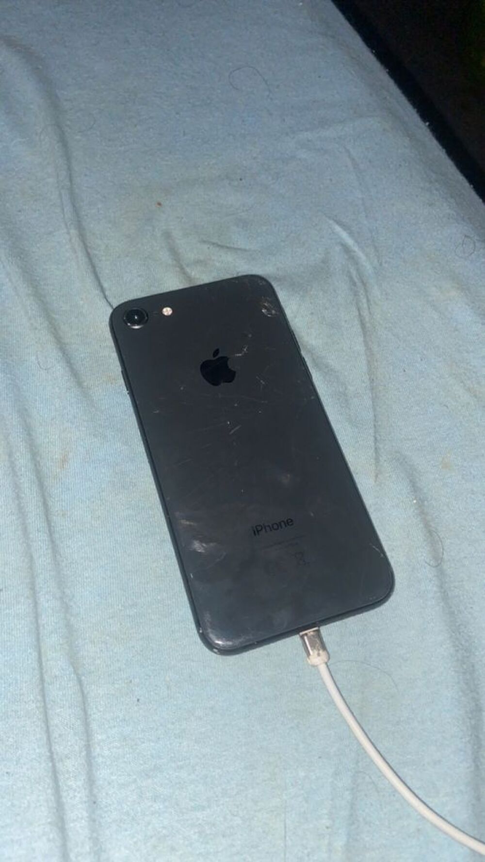 iPhone 8 256go noir Téléphones et tablettes