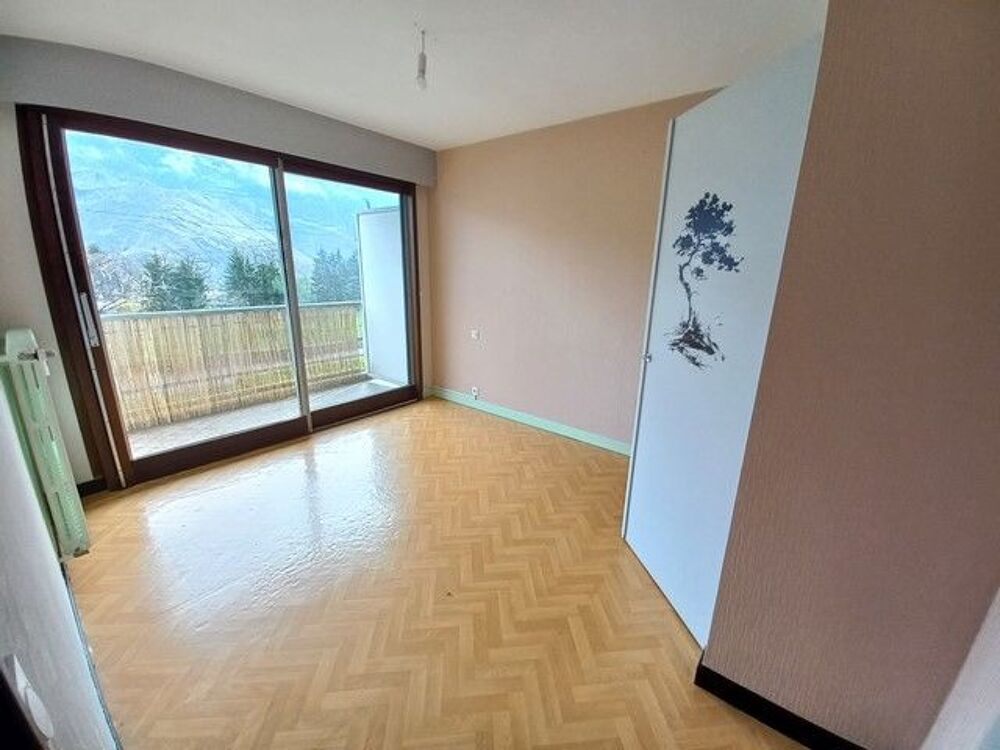 Location Appartement T4 Spacieux Centre Ville Saint-jean-de-maurienne