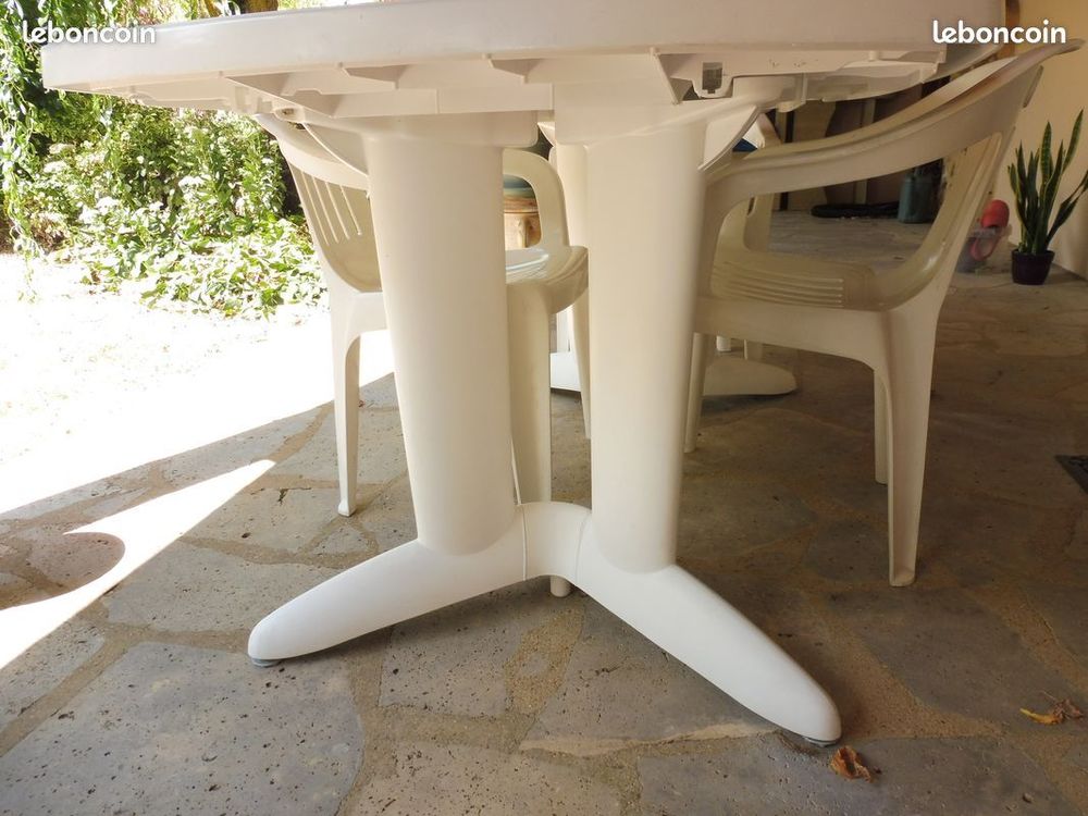Salon Table Chaises Jardin Cuisine Terrasse V&eacute;randa et nappe Jardin