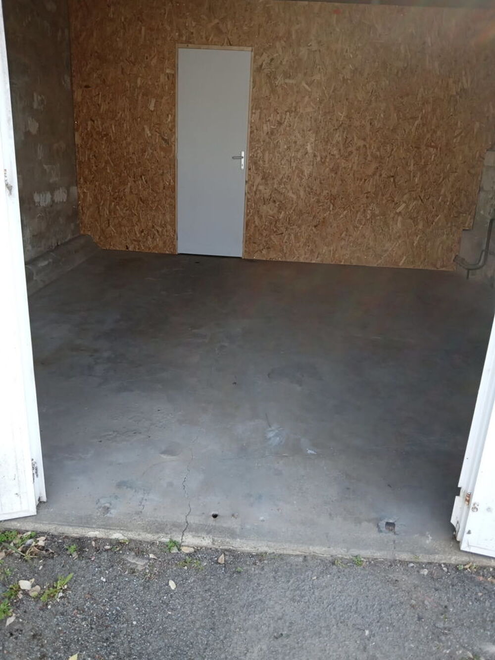 Location Parking/Garage Royan proche marché garage fermé Meylan