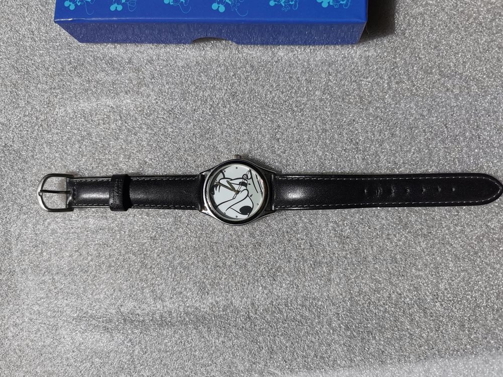 Montre Donald Disneyland Paris Bijoux et montres
