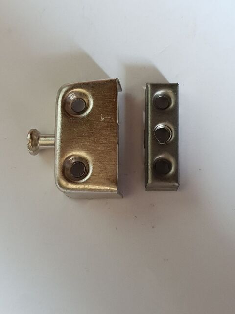 Ferrures d'assemblage acier nickel 20 units 15 Brioude (43)