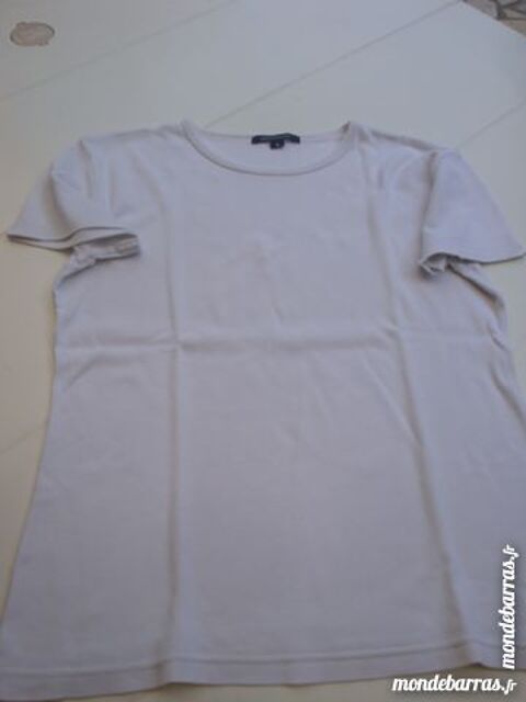 Tee shirt blanc à manches courtes 3 Nimes (30)